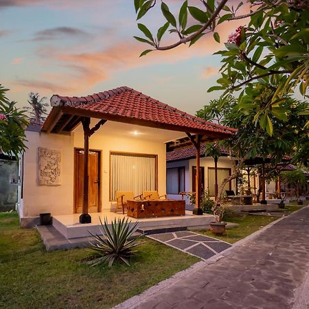 Ganesh Beach Hotel Candidasa Exterior foto